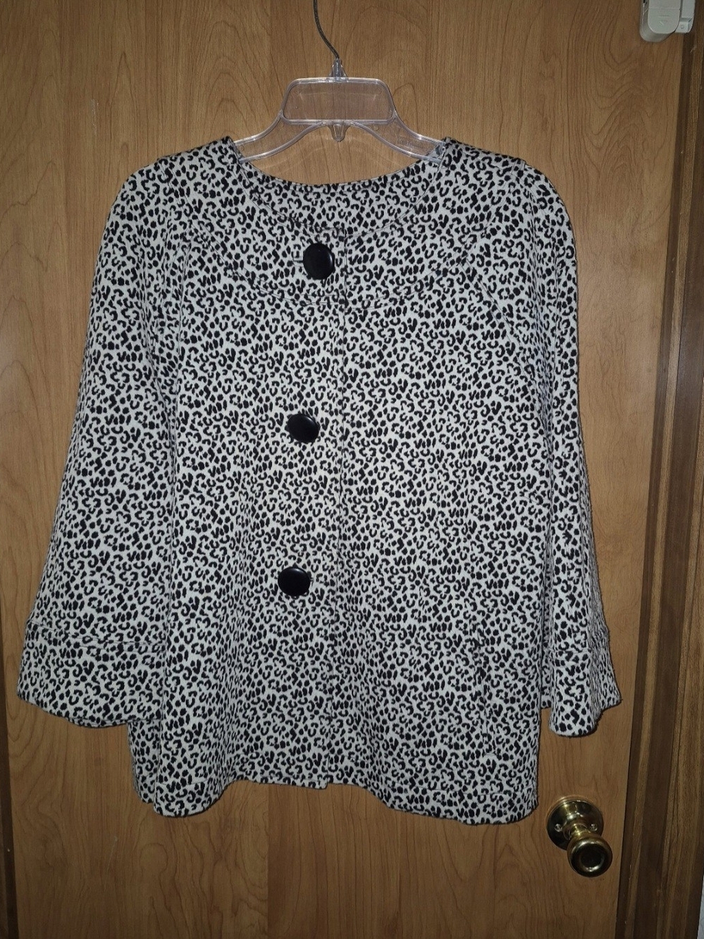 Kim Rogers Black & White Leopard-Print Button-Front Top